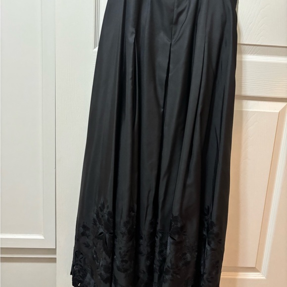 Talbots Elegant Black Maxi Skirt with Lace Detail. New with tags - Picture 2 of 4